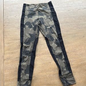 Athleta camo joggers